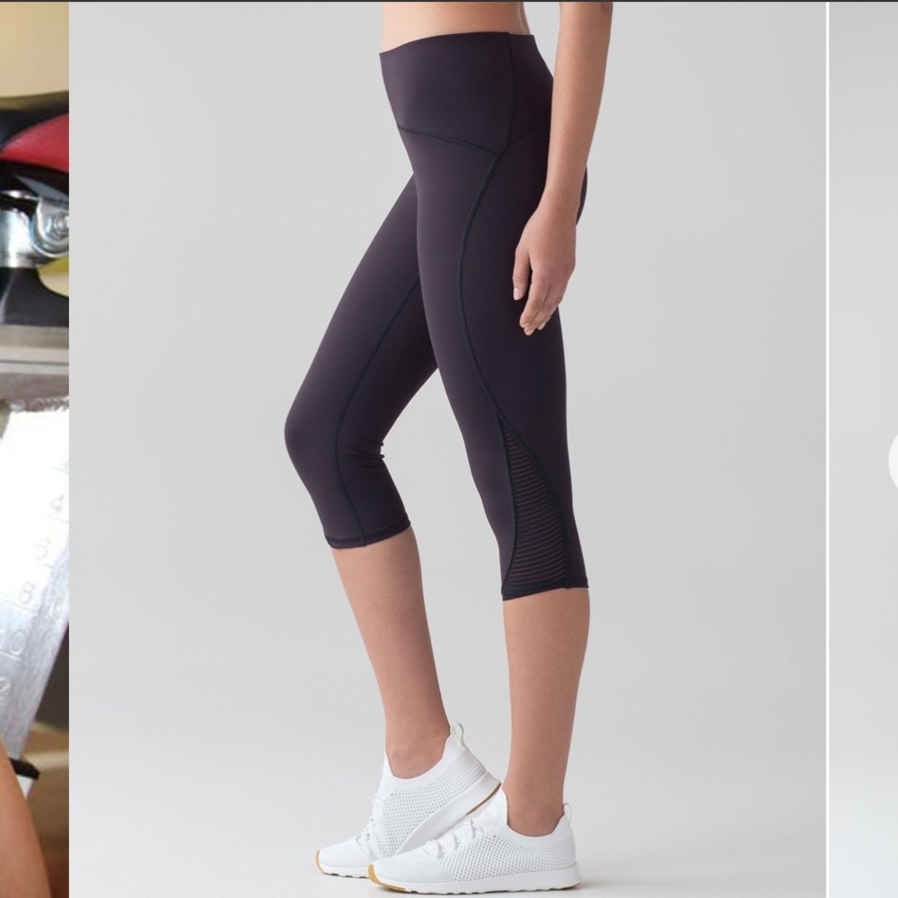 Lululemon Lean In Capri Leggings 17” Boysenberry Purple Workout Yoga 4 Small - Picture 2 of 10